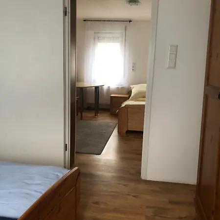 Apartment Zentral - S Von Eine Bis Zum Mehrere Schlafplaetze Nach *
