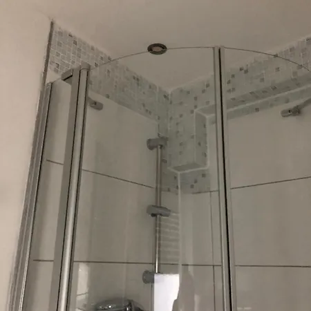 Zentral - S Von Eine Bis Zum Mehrere Schlafplaetze Nach Apartment